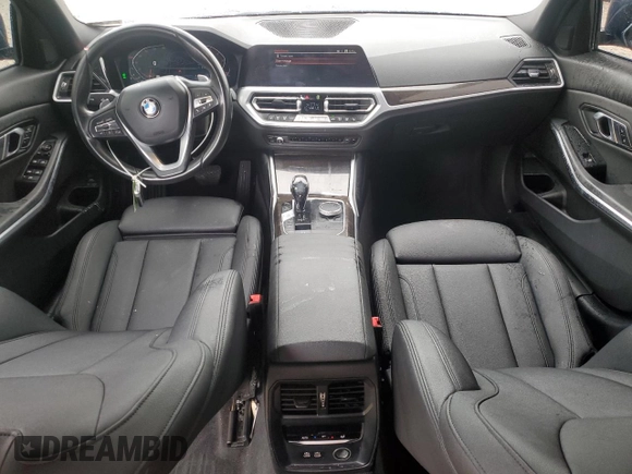 2020 BMW 3 Series 330i xDrive with VIN 3MW5R7J04L8B21138, listed as a Copart auction lot 59370565 with 90,462 mi miles and Non repairable. Bid and sale history available at DreamBid. Image 8.