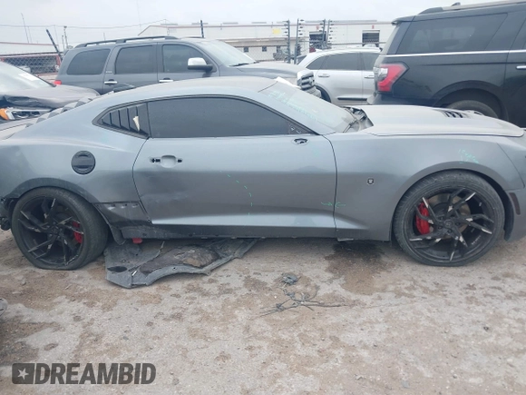 2020 Chevrolet Camaro 2SS with VIN 1G1FG1R71L0114890, listed as a IAAI auction lot 41730158 with 1 mi miles. Bid and sale history available at carsss.com. Image 12.