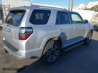 2022 Toyota 4Runner Limited with VIN JTEKU5JR4N5976697, listed as a IAAI auction lot 41335458 with 18,777 mi miles. Bid and sale history available at carsss.com. Image 4.
