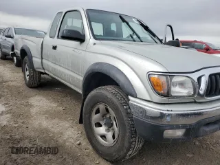 2004 Toyota Tacoma z VIN 5TEWN72NX4Z405026, wystawiony jako Copart lot #49938535 z przebiegiem 171 082 mil mil oraz Szkoda całkowita • Salvage title. Historia ofert i sprzedaży dostępna na DreamBid. Obrazek 4.