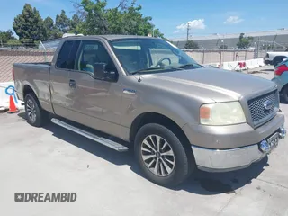 2004 Ford F-150 XL с VIN 1FTPX12504NA86539, выставлен на аукционе IAAI как лот 42235263 с пробегом 196 277 миль миль и . История ставок и продаж доступна на DreamBid. Изображение 1.