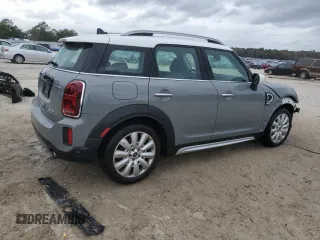 2021 MINI Countryman Cooper S with VIN WMZ53BR06M3M37081, listed as a Copart auction lot 83433484 with 39,645 mi miles and Non Repairable. Bid and sale history available at carsss.com. Image 3.