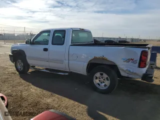 2004 Chevrolet Silverado 1500 LS with VIN 1GCEK19V84E209306, listed as a Copart auction lot 50383085 with 266,802 mi miles and Salvage Title. Bid and sale history available at carsss.com. Image 2.