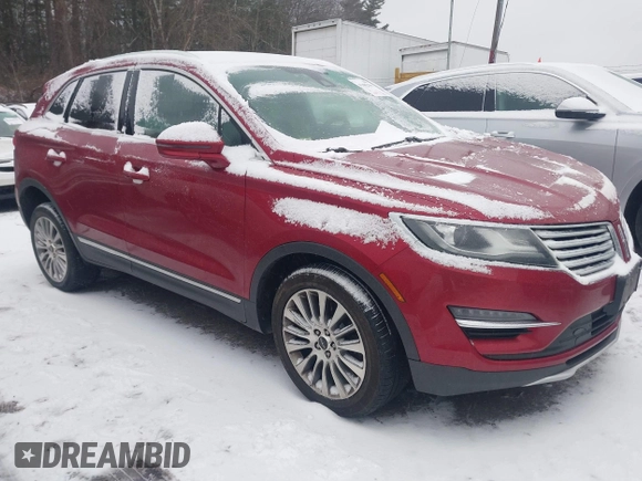 2017 Lincoln MKC Reserve z VIN 5LMCJ3D98HUL35184, wystawiony jako IAAI lot #41482306 z przebiegiem 86 794 mil mil oraz . Historia ofert i sprzedaży dostępna na DreamBid. Obrazek 1.