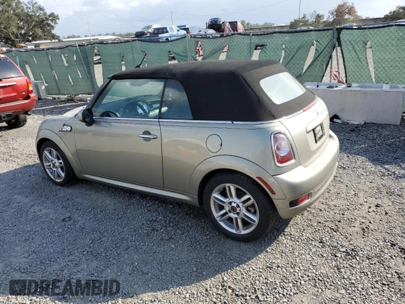 2011 MINI Convertible z VIN WMWZN3C5XBT132988, wystawiony jako Copart lot #87453744 z przebiegiem 67 197 mil mil oraz Szkoda całkowita • Salvage title. Historia ofert i sprzedaży dostępna na DreamBid. Obrazek 2.