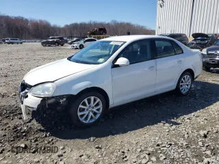 2010 Volkswagen Jetta Sedan Limited with VIN 3VWAZ7AJ3AM099385, listed as a Copart auction lot 49352035 with 179,542 mi miles and Salvage Title. Bid and sale history available at carsss.com. Image 1.