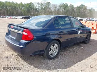 2007 Chevrolet Malibu LT w/2LT with VIN 1G1ZT57N07F228285, listed as a IAAI auction lot 41792095 with 241,431 mi miles. Bid and sale history available at carsss.com. Image 4.