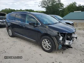 2020 Chrysler Pacifica Touring L with VIN 2C4RC1BG8LR133548, listed as a Copart auction lot 63272655 with 64,489 mi miles and Salvage title. Bid and sale history available at DreamBid. Image 4.
