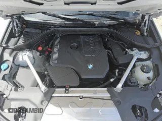 2024 BMW X4 xDrive30i z VIN 5UX33DT07R9X23990, wystawiony jako Copart lot #57439675 z przebiegiem 15 374 mil mil oraz Tytuł czysty. Historia ofert i sprzedaży dostępna na DreamBid. Obrazek 11.