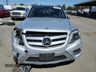 2015 Mercedes-Benz GLK 350 with VIN WDCGG8JB5FG434949, listed as a Copart auction lot 50738544 with 73,886 mi miles and . Bid and sale history available at DreamBid. Image 5.