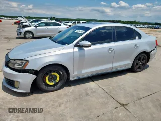 2013 Volkswagen Jetta with VIN 3VW467AJ4DM232794, listed as a Copart auction lot 58314695 with 165,359 mi miles and Clean title. Bid and sale history available at DreamBid. Image 1.
