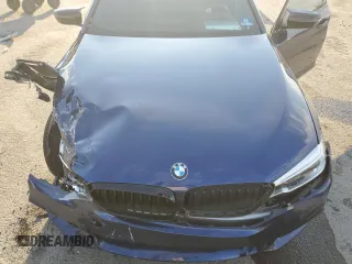 2020 BMW 5 Series M550i xDrive z VIN WBAJS7C06LBN95994, wystawiony jako Copart lot #47009075 z przebiegiem Nie podano mil oraz Szkoda całkowita • Salvage title. Historia ofert i sprzedaży dostępna na DreamBid. Obrazek 12.