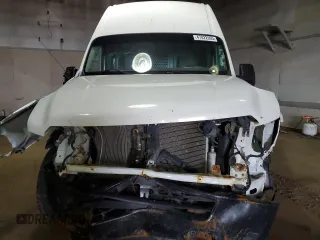 2019 Nissan NV Cargo SV z VIN 1N6BF0LY4KN808217, wystawiony jako Copart lot #47022995 z przebiegiem Nie podano mil oraz Tytuł czysty. Historia ofert i sprzedaży dostępna na DreamBid. Obrazek 5.