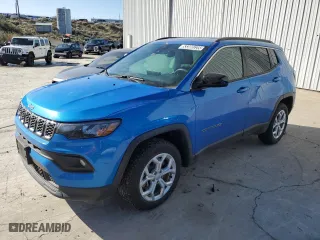 2024 Jeep Compass Latitude with VIN 3C4NJDBN1RT117220, listed as a Copart auction lot 53300225 with 25,924 mi miles and Clean Title. Bid and sale history available at carsss.com. Image 1.