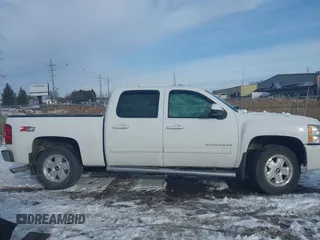 2011 Chevrolet Silverado 1500 LTZ with VIN 3GCPKTE30BG290378, listed as a IAAI auction lot 41357022 with 122,453 mi miles and . Bid and sale history available at DreamBid. Image 13.