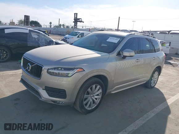 2016 Volvo XC90 T6 Momentum with VIN YV4A22PK5G1071505, listed as a IAAI auction lot 41702501 with 154,679 mi miles. Bid and sale history available at carsss.com. Image 17.