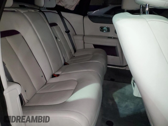 2021 Rolls-Royce Ghost z VIN SCATV0C04MU208558, wystawiony jako Copart lot #41417175 z przebiegiem Nie podano mil oraz Szkoda całkowita • Salvage title. Historia ofert i sprzedaży dostępna na DreamBid. Obrazek 10.