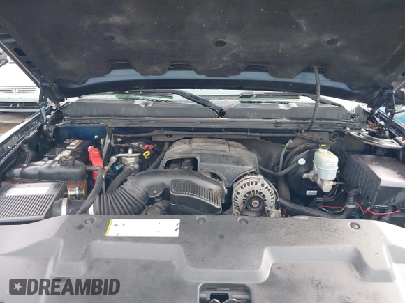 2007 Chevrolet Silverado 1500 LT w/1LT with VIN 2GCEC19C871611411, listed as a IAAI auction lot 41595381 with 198,104 mi miles. Bid and sale history available at carsss.com. Image 10.