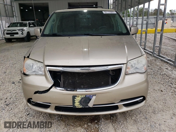 2014 Chrysler Town & Country Touring z VIN 2C4RC1BG0ER293958, wystawiony jako Copart lot #52172065 z przebiegiem 139 922 mil mil oraz Szkoda całkowita • Salvage title. Historia ofert i sprzedaży dostępna na DreamBid. Obrazek 5.