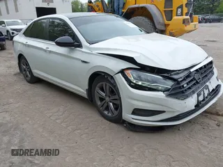 2021 Volkswagen Jetta S z VIN 3VWC57BU6MM020180, wystawiony jako IAAI lot #42263574 z przebiegiem 68 384 mil mil oraz . Historia ofert i sprzedaży dostępna na DreamBid. Obrazek 1.