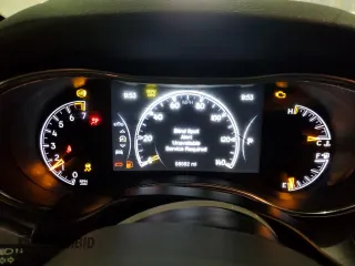 2020 Jeep Grand Cherokee Limited z VIN 1C4RJFBG4LC318126, wystawiony jako Copart lot #47589325 z przebiegiem 58 682 mil mil oraz Nie do naprawy • Non repairable. Historia ofert i sprzedaży dostępna na DreamBid. Obrazek 9.