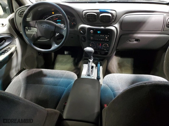 2004 Chevrolet TrailBlazer LS with VIN 1GNDT13S442158239, listed as a Copart auction lot 49351445 with 205,843 mi miles and Salvage Title. Bid and sale history available at carsss.com. Image 8.