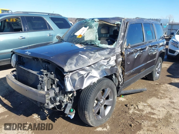 2015 Jeep Patriot High Altitude with VIN 1C4NJRFB9FD376651, listed as a IAAI auction lot 41416297 with 121,690 mi miles and . Bid and sale history available at carsss.com. Image 6.