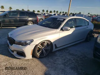 2019 BMW 7 Series 740i with VIN WBA7E2C57KB218038, listed as a Copart auction lot 77892043 with 51,471 mi miles. Bid and sale history available at carsss.com. Image 1.