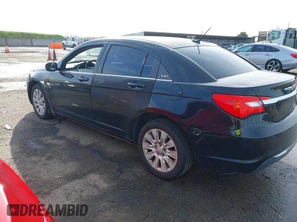 2012 Chrysler 200 LX with VIN 1C3CCBAB8CN236097, listed as a IAAI auction lot 41855134 with 172,267 mi miles and . Bid and sale history available at DreamBid. Image 3.
