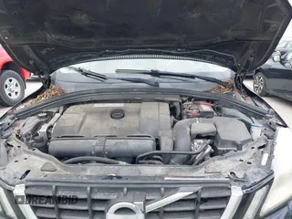 2010 Volvo XC60 3.2L with VIN YV4982DLXA2100979, listed as a IAAI auction lot 42105046 with 129,840 mi miles. Bid and sale history available at carsss.com. Image 10.