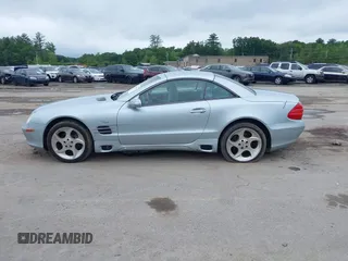 2004 Mercedes-Benz SL 500 with VIN WDBSK75F54F067493, listed as a IAAI auction lot 42548735 with 1,522 mi miles and . Bid and sale history available at DreamBid. Image 14.