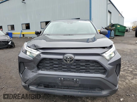 2023 Toyota RAV4 LE z VIN 2T3F1RFV6PW382944, wystawiony jako Copart lot #46296265 z przebiegiem 16 668 mil mil oraz Szkoda całkowita • Salvage title. Historia ofert i sprzedaży dostępna na DreamBid. Obrazek 5.