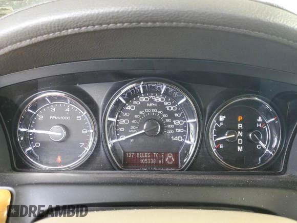 2012 Lincoln MKS с VIN 1LNHL9ER6CG807152, выставлен на аукционе Copart как лот 56309925 с пробегом 105 338 миль миль и Списание • Salvage title. История ставок и продаж доступна на DreamBid. Изображение 9.