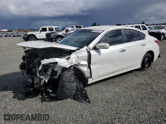 2014 Nissan Altima 2.5 S with VIN 1N4AL3APXEN378237, listed as a Copart auction lot 50934945 with Not Provided miles and Non Repairable. Bid and sale history available at carsss.com. Image 1.