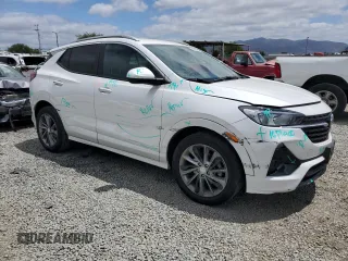 2023 Buick Encore GX Select с VIN KL4MMDSL1PB001803, выставлен на аукционе Copart как лот 56689455 с пробегом 35 214 миль миль и Списание • Salvage title. История ставок и продаж доступна на DreamBid. Изображение 4.