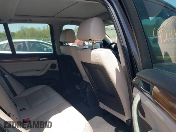 2013 BMW X3 xDrive28i with VIN 5UXWX9C5XD0A29868, listed as a IAAI auction lot 42148309 with 185,129 mi miles. Bid and sale history available at carsss.com. Image 8.