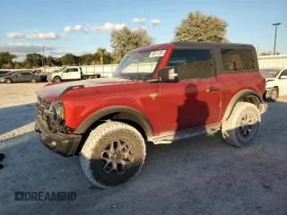 2023 Ford Bronco with VIN 1FMDE5CP0PLC17366, listed as a Copart auction lot 83611284 with 3,596 mi miles and Salvage Title. Bid and sale history available at carsss.com. Image 1.