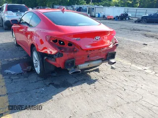 2012 Hyundai Genesis Coupe 2.0T с VIN KMHHT6KD1CU073853, выставлен на аукционе IAAI как лот 42238495 с пробегом 133 009 миль миль и . История ставок и продаж доступна на DreamBid. Изображение 6.