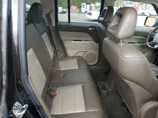 2008 Jeep Patriot Limited with VIN 1J8FT48W68D796610, listed as a Copart auction lot 87911365 with 219,119 mi miles and Salvage Title. Bid and sale history available at DreamBid. Image 10.