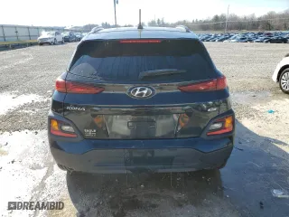 2021 Hyundai Kona SEL with VIN KM8K2CAA5MU617593, listed as a Copart auction lot 45023555 with 61,976 mi miles and Non Repairable. Bid and sale history available at carsss.com. Image 6.