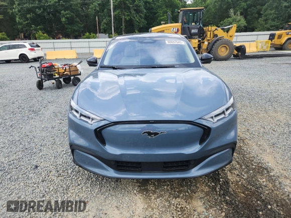 2023 Ford Mustang Mach-E Premium z VIN 3FMTK3R43PMA87670, wystawiony jako Copart lot #60697045 z przebiegiem 12 105 mil mil oraz Szkoda całkowita • Salvage title. Historia ofert i sprzedaży dostępna na DreamBid. Obrazek 5.