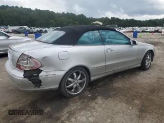 2004 Mercedes-Benz CLK 320 with VIN WDBTK65GX4T017827, listed as a Copart auction lot 71733924 with 139,585 mi miles and Salvage Title. Bid and sale history available at DreamBid. Image 3.