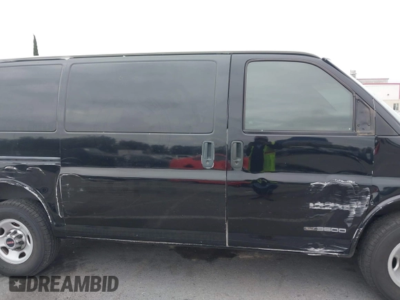 2000 GMC Savana z VIN 1GTHG35R1Y1230112, wystawiony jako IAAI lot #41884197 z przebiegiem 147 975 mil mil oraz . Historia ofert i sprzedaży dostępna na DreamBid. Obrazek 12.