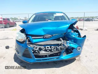 2014 Ford Focus SE with VIN 1FADP3K20EL383687, listed as a IAAI auction lot 42004089 with 127,374 mi miles. Bid and sale history available at carsss.com. Image 13.