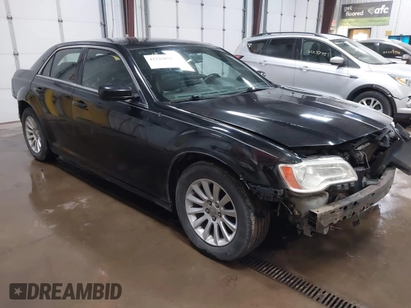 2013 Chrysler 300 z VIN 2C3CCAAG5DH607040, wystawiony jako IAAI lot #42243051 z przebiegiem 181 854 mil mil oraz . Historia ofert i sprzedaży dostępna na DreamBid. Obrazek 1.