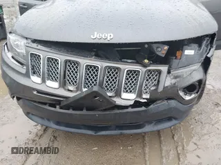 2016 Jeep Compass Latitude with VIN 1C4NJCEA2GD804809, listed as a IAAI auction lot 42329508 with 61,264 mi miles and . Bid and sale history available at DreamBid. Image 6.
