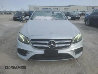 2017 Mercedes-Benz E 300 Luxury with VIN WDDZF4KB5HA043417, listed as a Copart auction lot 89314845 with Not provided miles and Salvage title. Bid and sale history available at DreamBid. Image 5.