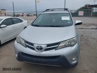 2014 Toyota RAV4 XLE with VIN 2T3WFREV8EW121783, listed as a IAAI auction lot 41281729 with 150,079 mi miles. Bid and sale history available at carsss.com. Image 12.