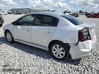 2011 Nissan Sentra 2.0 SR with VIN 3N1AB6AP1BL678715, listed as a Copart auction lot 52752635 with 94,006 mi miles and Salvage Title. Bid and sale history available at carsss.com. Image 2.