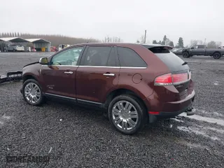 2009 Lincoln MKX with VIN 2LMDU88C89BJ03519, listed as a IAAI auction lot 41082659 with 171,216 mi miles. Bid and sale history available at carsss.com. Image 3.